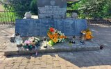 Krynice: Będzie dotacja na remont zbiorowej mogiły w Hucie Dzierążyńskiej (foto)