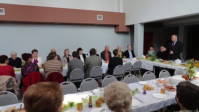 Przegldy kold i pastoraek w Modliborzycach maj ju 20-letni tradycj. dla osb bezdomnych, starszych, samotnie mieszkajcych czy nietrzewych. Mieszkacy gminy Modliborzyce i ich gocie po raz dziesity spotkali si w sobot 6 Results from #780 - Urzd Miejski w Modliborzycach