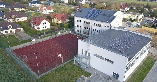 Głusk: Szkołę w Kalinówce trzeba rozbudować